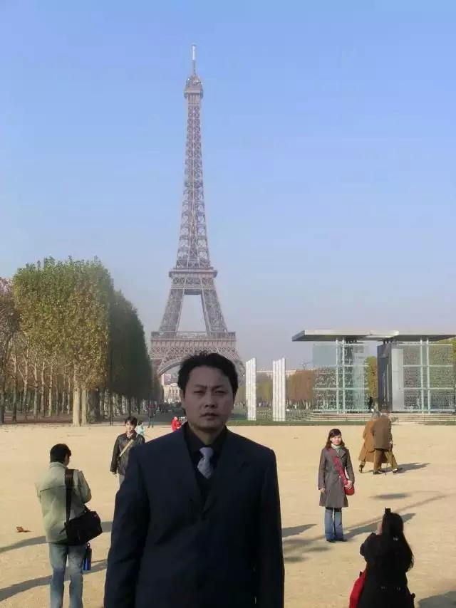 聯(lián)系我們082